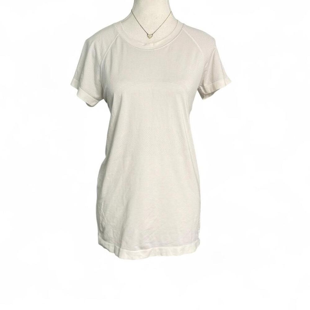 Lululemon White Swiftly Tech Short Sleeve Full Length Fitted Activewear Size 10